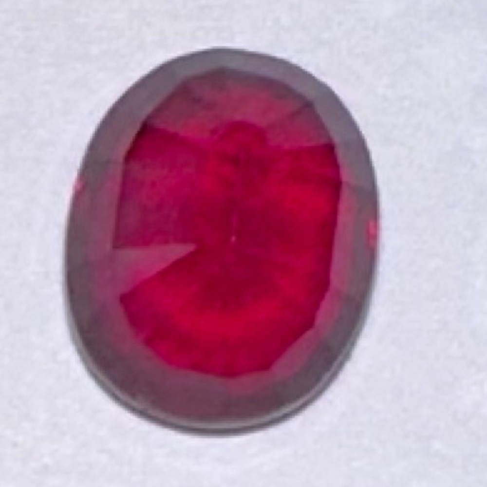 Elegant Red Beryl Ruby approx 2.50 ct ish - Picture 5 of 16